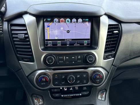 Used 2017 Chevrolet Suburban LT image 33