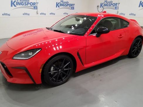 Used 2024 Toyota GR86 Premium image 44