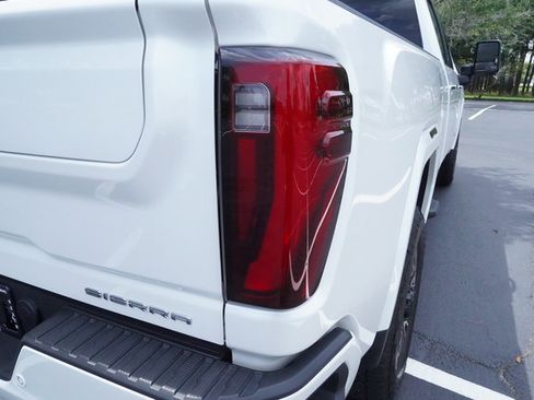 Used 2025 GMC Sierra 2500 Denali Ultimate AWD/4WD image 36
