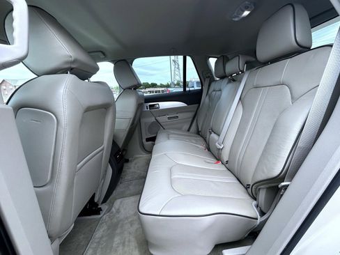 Used 2015 Lincoln MKX AWD w/ Equipment Group 101A image 20