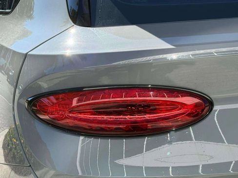 Certified 2022 Bentley Bentayga image 46