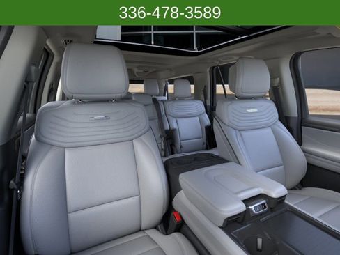 New 2026 Ford Expedition Max Platinum w/ Platinum Ultimate Package AWD/4WD image 10