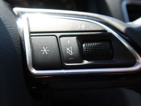 Used 2016 Audi Q3 2.0T Premium Plus w/ Technology Package FWD image 40