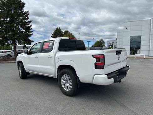 Certified 2023 Nissan Frontier SV w/ SV Convenience Package AWD/4WD image 3