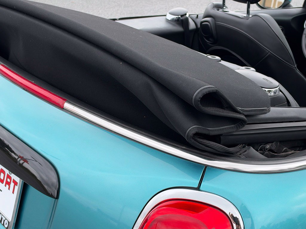 Used 2018 MINI Cooper S FWD image 8
