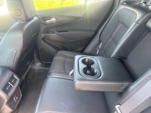 Used 2024 Chevrolet Equinox RS FWD image 28