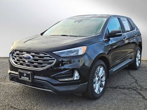 Used 2022 Ford Edge Titanium w/ Equipment Group 301A image 7