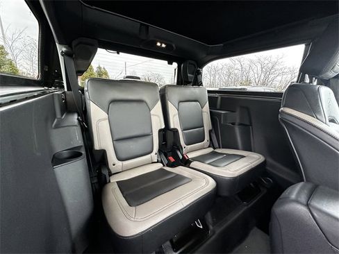 Certified 2024 Ford Bronco Big Bend w/ Sasquatch Package image 34