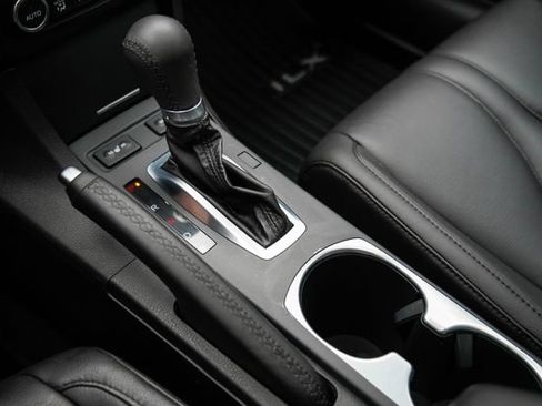 Used 2019 Acura ILX FWD image 19