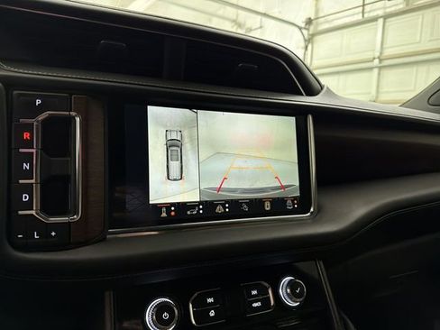 Used 2024 GMC Yukon Denali Ultimate image 30