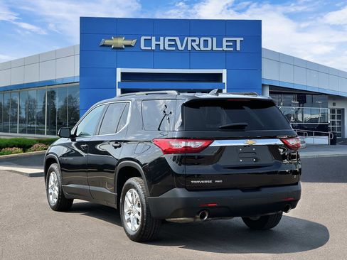 Certified 2019 Chevrolet Traverse LT AWD/4WD image 3