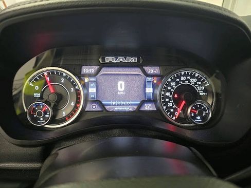 Used 2023 RAM 2500 Laramie AWD/4WD image 12