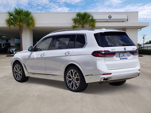 Certified 2024 BMW X7 xDrive40i w/ Executive Package AWD/4WD image 6