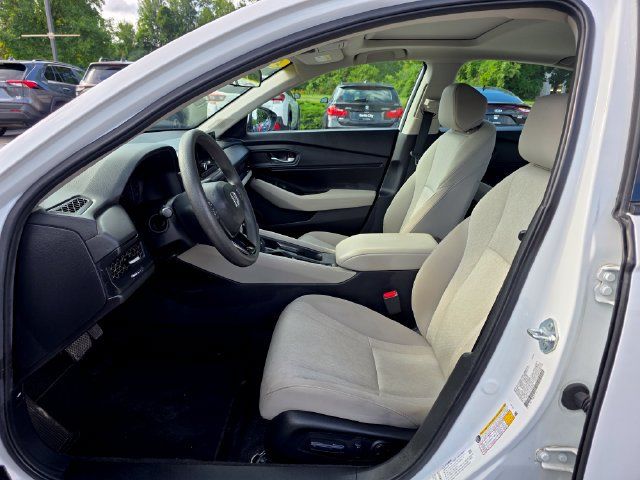 Used 2024 Honda Accord EX image 17