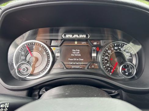 Used 2023 RAM 1500 Laramie AWD/4WD image 18