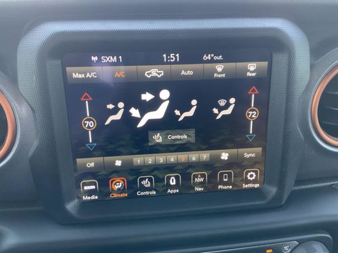 Used 2023 Jeep Gladiator Mojave w/ LED Lighting Group image 34