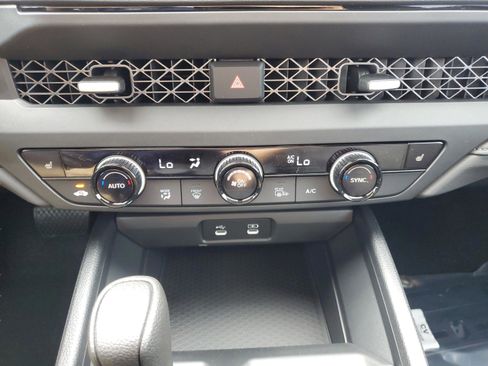 New 2025 Honda Accord SE image 18