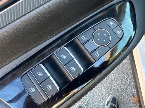 Used 2025 Nissan Murano SL image 28