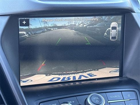 Used 2019 Ford Escape SEL image 30