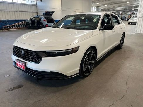 Used 2025 Honda Accord Sport image 7