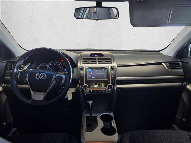 Used 2013 Toyota Camry SE FWD image 15