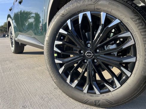 New 2026 Nissan Rogue SV image 7