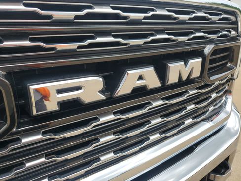 Used 2021 RAM 2500 Limited image 36