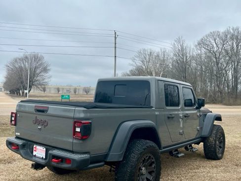 Used 2020 Jeep Gladiator Rubicon image 5