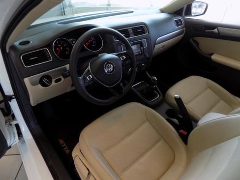 Used 2018 Volkswagen Jetta Wolfsburg Edition FWD image 18