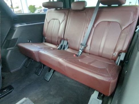 Used 2022 Ford Expedition Max Limited AWD/4WD image 24
