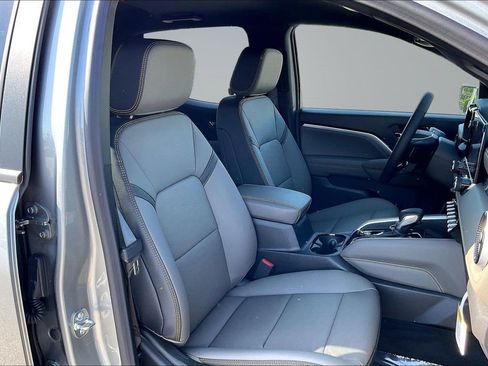 New 2026 Chevrolet Colorado ZR2 w/ Technology Package AWD/4WD image 11