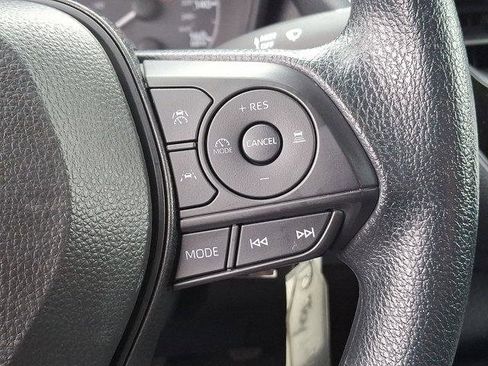 Certified 2025 Toyota Corolla LE image 20