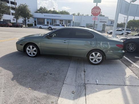 Used 2005 Lexus ES 330 FWD image 9