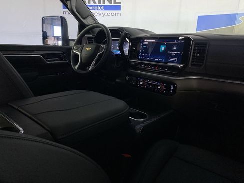Certified 2026 Chevrolet Silverado 2500 LTZ w/ LTZ Premium Package AWD/4WD image 27