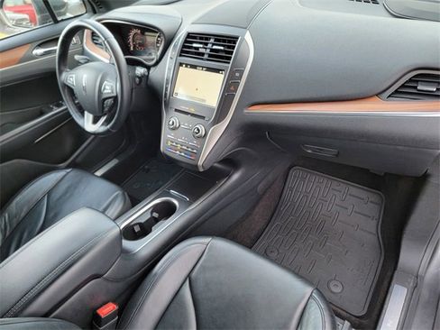 Used 2017 Lincoln MKC Reserve w/ Lincoln MKC Climate Package image 25