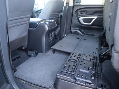 Used 2021 Nissan Titan SV w/ SV Convenience Package image 53