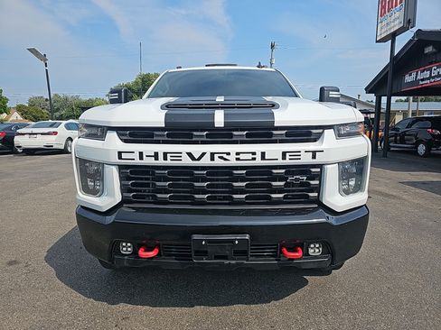 Used 2020 Chevrolet Silverado 2500 Custom w/ Custom Value Package AWD/4WD image 8