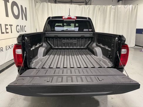 New 2026 GMC Canyon Elevation w/ Convenience Package RWD image 31