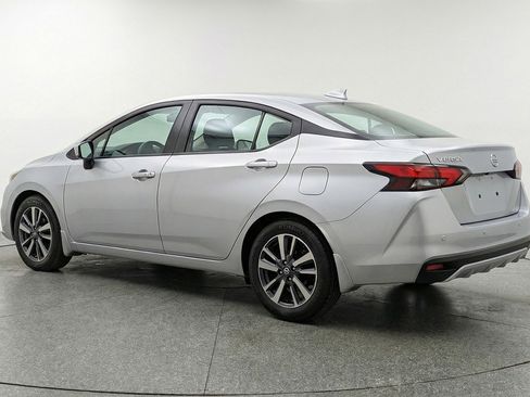 Used 2025 Nissan Versa SV image 6