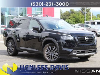Used 2023 Nissan Pathfinder SL w/ SL Premium Package