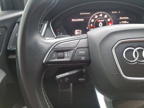 Used 2019 Audi SQ5 Premium Plus w/ Premium Plus Package AWD/4WD image 22
