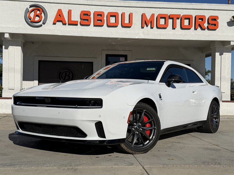 Used 2024 Dodge Charger Daytona Scat Pack w/ Plus Group AWD/4WD image 1
