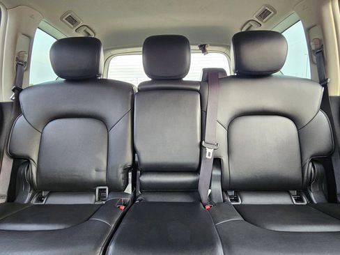 Used 2023 Nissan Armada SV image 25