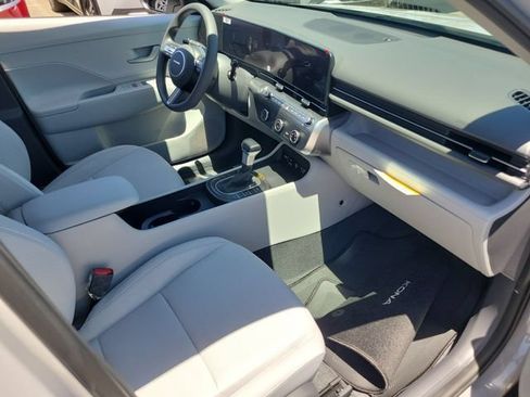 New 2026 Hyundai Kona SE FWD image 17