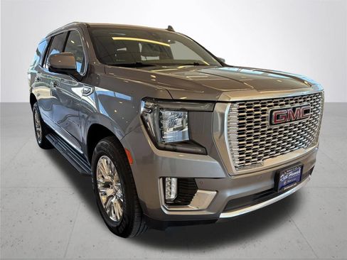 Used 2022 GMC Yukon Denali AWD/4WD image 5
