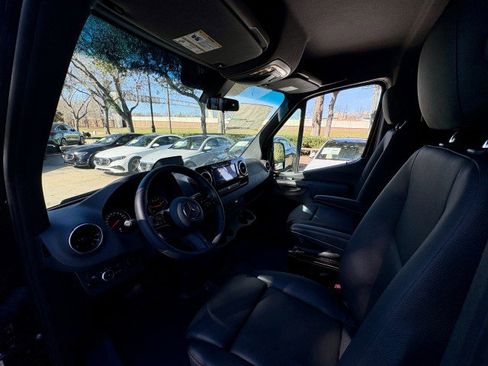 New 2025 Mercedes-Benz Sprinter 2500 image 11