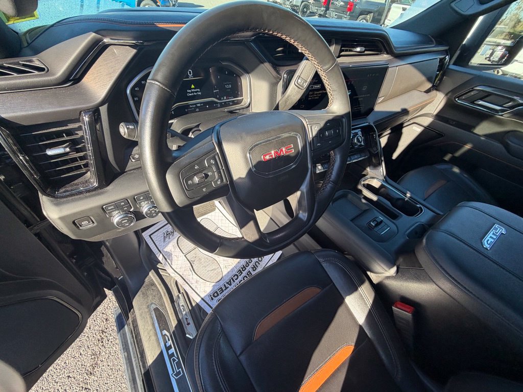 Used 2024 GMC Sierra 2500 AT4 w/ AT4 Premium Plus Package AWD/4WD image 12