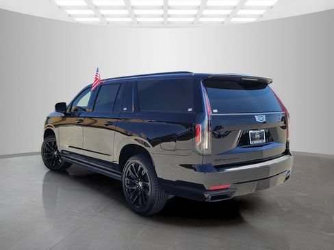 Used 2022 Cadillac Escalade ESV Sport Platinum w/ LPO, ONYX Package AWD/4WD image 6