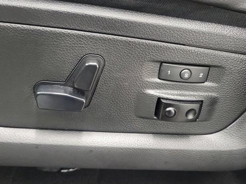 Used 2018 RAM 2500 Laramie w/ Sport Appearance Group AWD/4WD image 24
