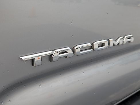 Used 2021 Toyota Tacoma TRD Sport RWD image 32